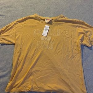 Brand new American Eagle crop top. Size extra small but fits like a small.
